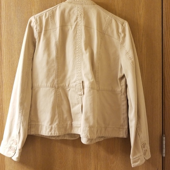 Cute jacket - Picture 3 of 3